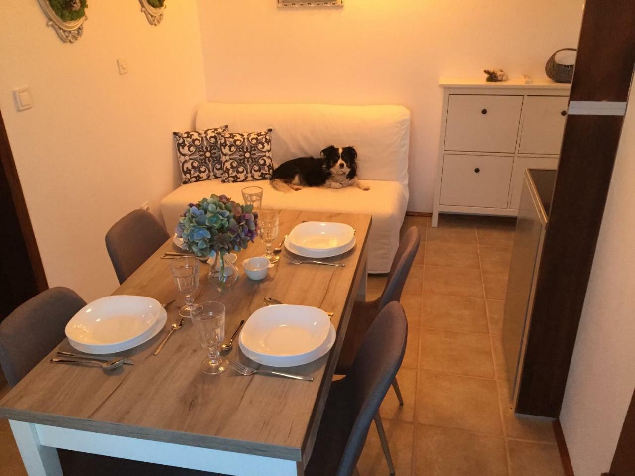 Boba'S House Leilighet Sutivan Eksteriør bilde